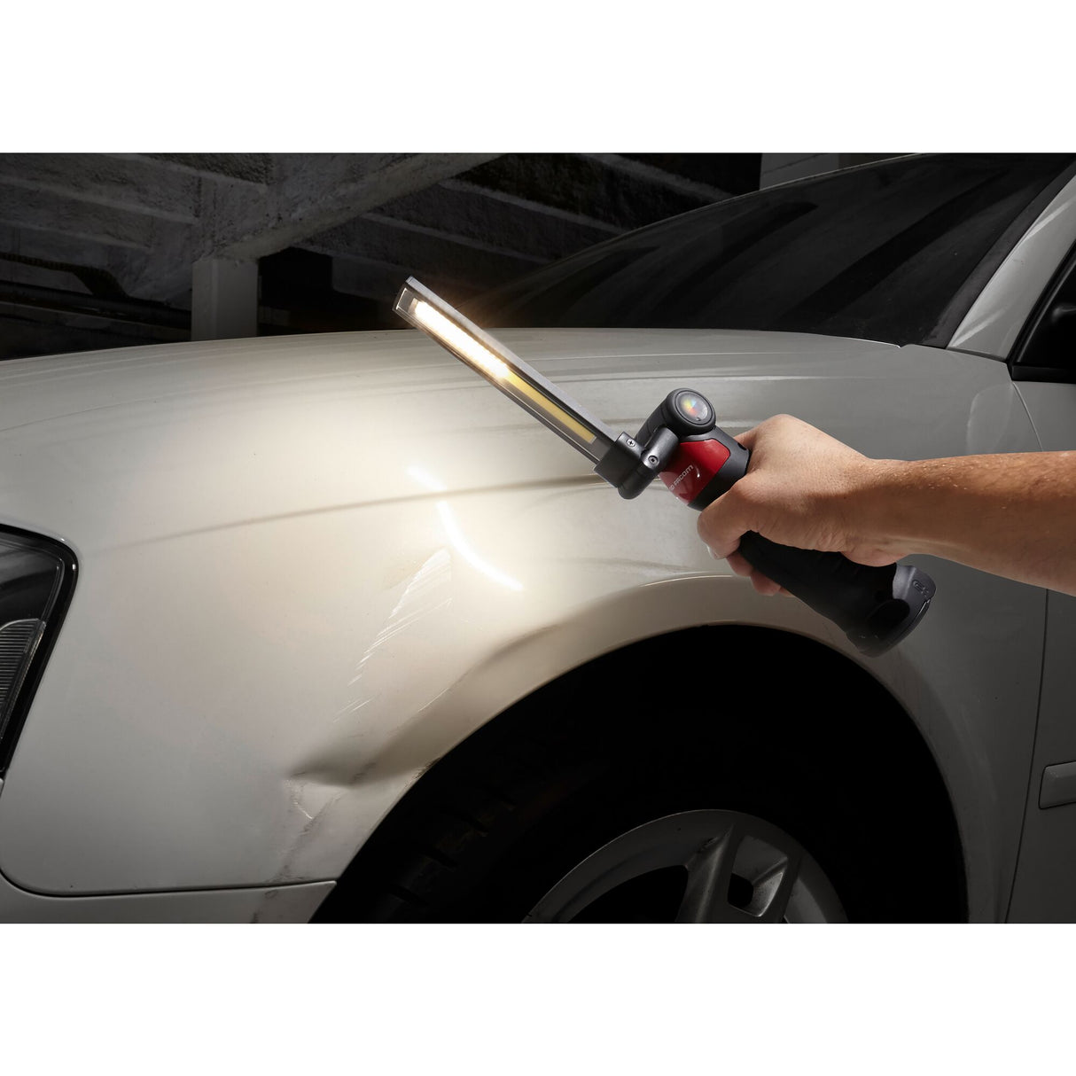 Lampe d'inspection carrosserie à LED